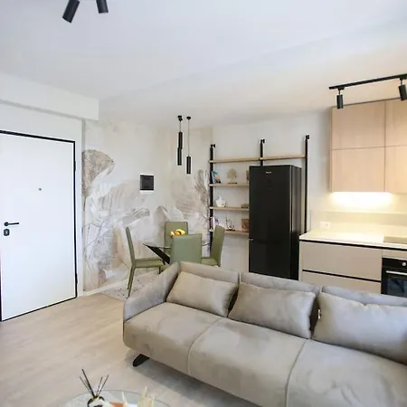 Apartman Taushani Apartment,