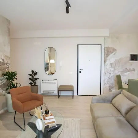 Taushani Apartment, Apartman Vlora