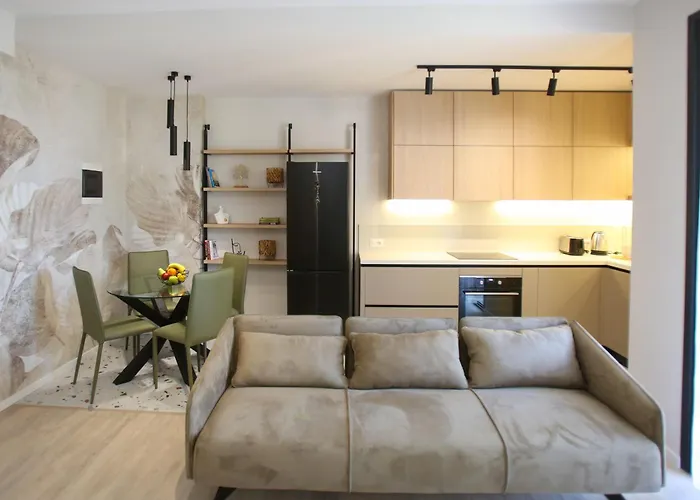 Taushani Apartment, 아파트 Vlorë