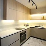 Taushani Apartment, דירה