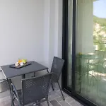 Taushani Apartment, דירה Vlorë