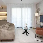 Taushani Apartment, * Vlorë