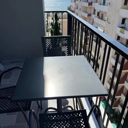 Διαμέρισμα Taushani Apartment,