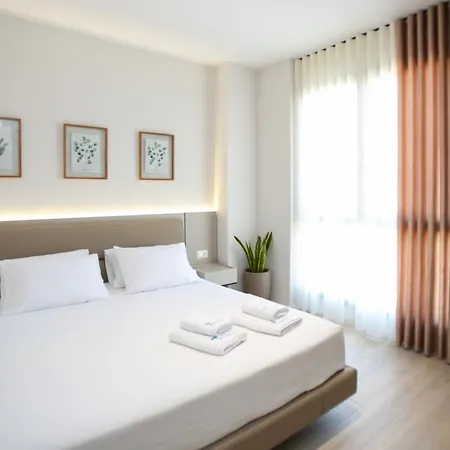 Taushani Apartment, Apartment