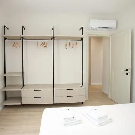 Taushani Apartment, * Vlorë