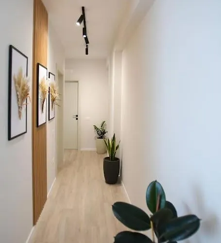 Taushani Apartment, * Vlorë